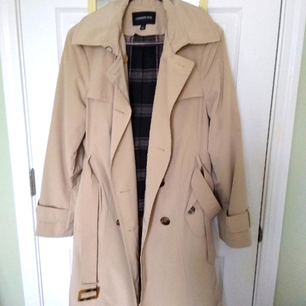 London Fog Raincoat. Cream large